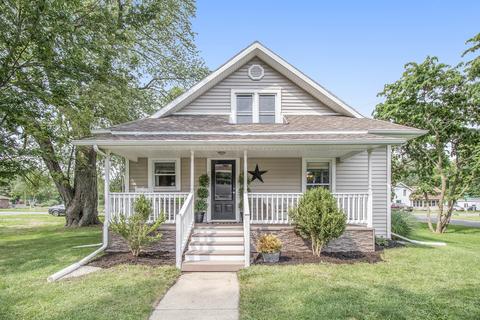 414 E Van Buren St, Gobles, MI 49055 photo 1