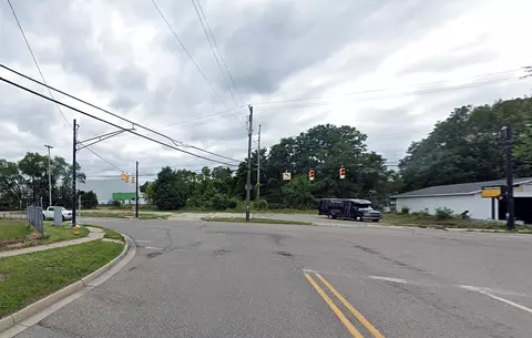 390 E Michigan Ave, Battle Creek, MI 49017