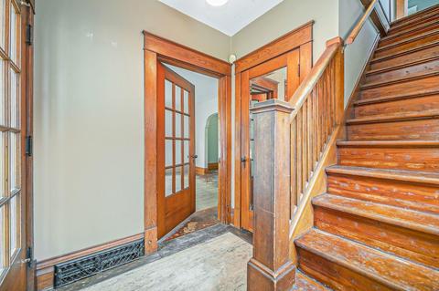 313 S Eagle St, Marshall, MI 49068 photo 4