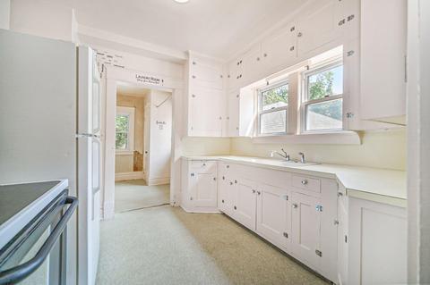 313 S Eagle St, Marshall, MI 49068 photo 9