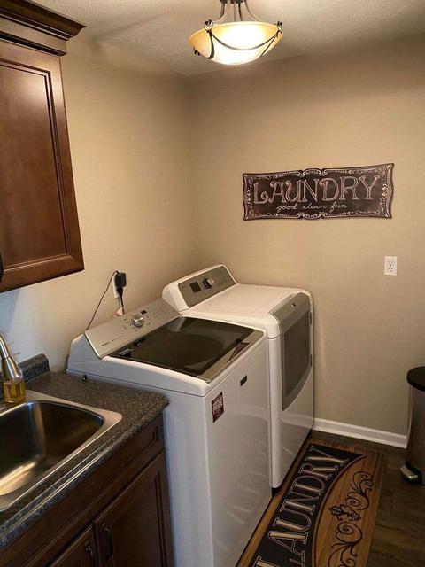 595 11th St, Plainwell, MI 49080 photo 8