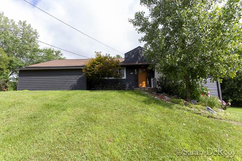 8371 Cascade Rd SE, Ada, MI 49301 photo 1