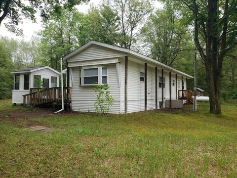 2996 N 1st St, White Cloud, MI 49349 photo 2