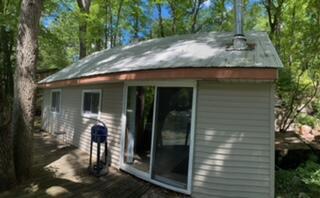 981 Lake Dr, Harrison, MI 48625 photo 8