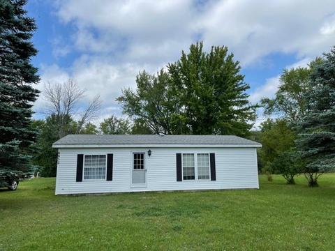 8932 River Rd, Evart, MI 49631 photo 1