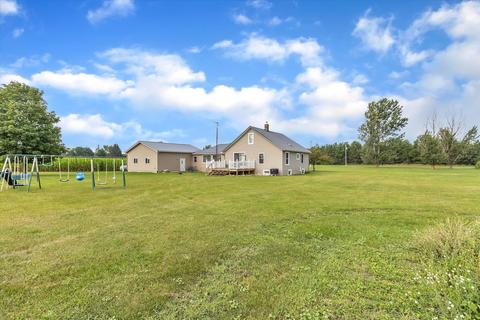 97 S Osborn Rd, Sumner, MI 48889 photo 41