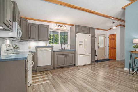 4488 Simonelli Rd, Whitehall, MI 49461 photo 3