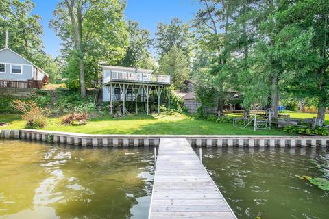979 E Hess Lake Dr, Grant, MI 49327 photo 16