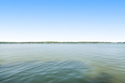 979 E Hess Lake Dr, Grant, MI 49327 photo 18