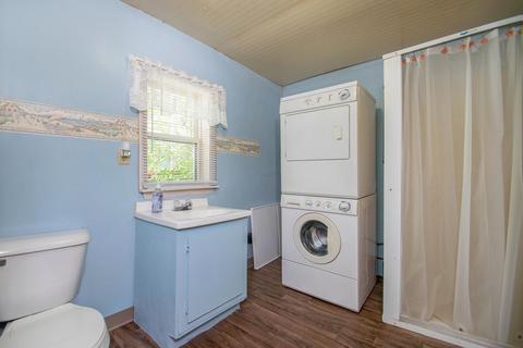 979 E Hess Lake Dr, Grant, MI 49327 photo 5