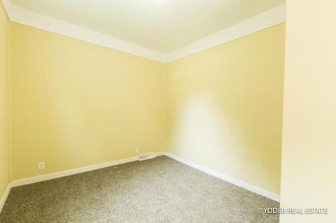 901 S Broas St, Belding, MI 48809 photo 10