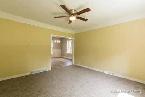 901 S Broas St, Belding, MI 48809 photo 8