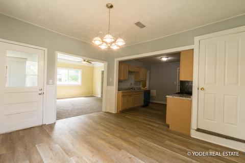 901 S Broas St, Belding, MI 48809 photo 4