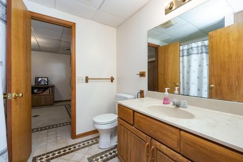 8 Drake Ct, Plainwell, MI 49080 photo 25