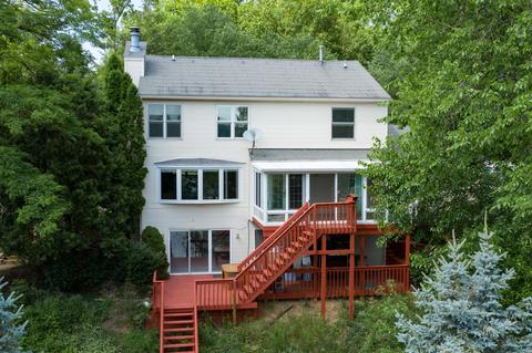 8 Drake Ct, Plainwell, MI 49080 photo 1