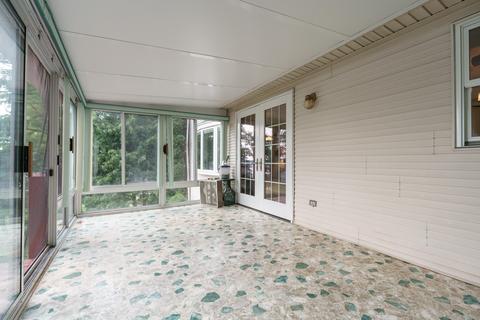 8 Drake Ct, Plainwell, MI 49080 photo 7