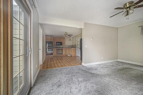 321 E Center St, Concord, MI 49237 photo 9