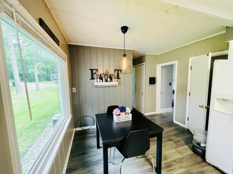 2404 Vining St, Jackson, MI 49203 photo 8