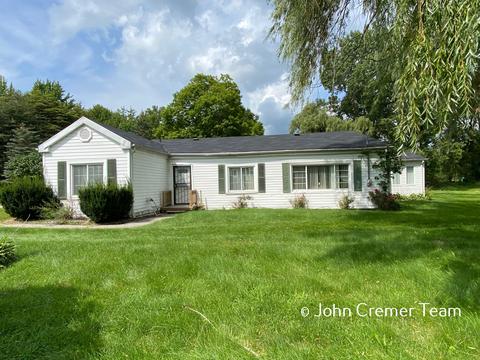 74098 28th Ave, Covert, MI 49043 photo 1