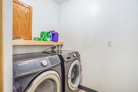 615 S Bridge St, Belding, MI 48809 photo 10