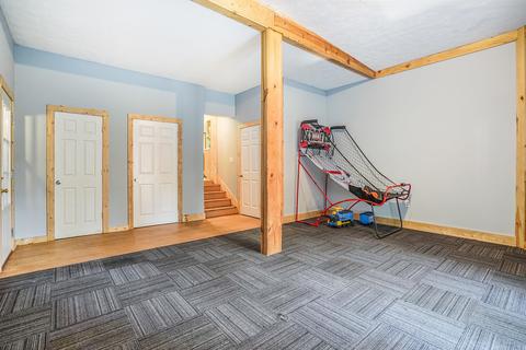 615 S Bridge St, Belding, MI 48809 photo 11