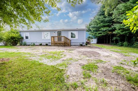 13761 Pardee Rd, Buchanan, MI 49107 photo 1