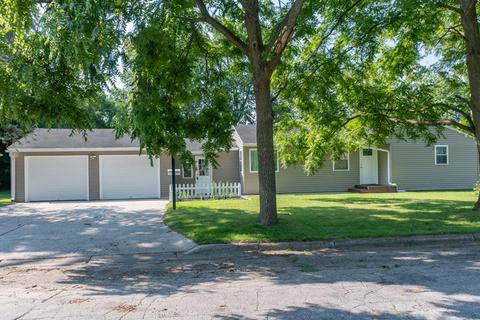 1502 Eagle St, Niles, MI 49120 photo 1