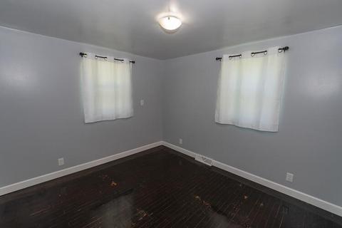 1502 Eagle St, Niles, MI 49120 photo 12