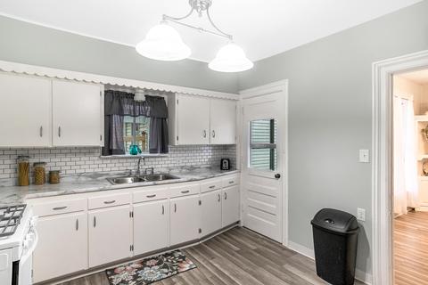 115 Orange St, Jackson, MI 49202 photo 11