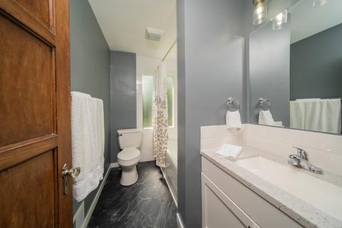 819 Dwillard Dr, Kalamazoo, MI 49048 photo 19