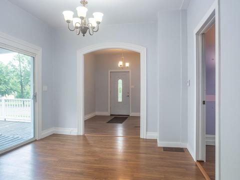 408 Summit Ave, Jackson, MI 49203 photo 7