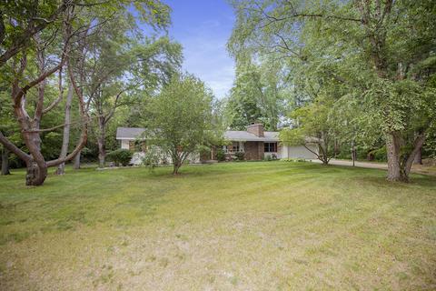 15551 E River Rd, Buchanan, MI 49107 photo 1