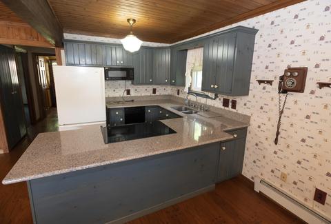 8461 Mott Dr, Jackson, MI 49201 photo 7