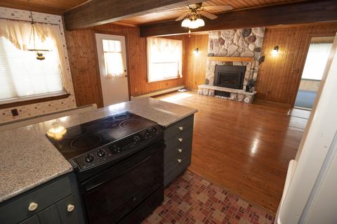 8461 Mott Dr, Jackson, MI 49201 photo 5