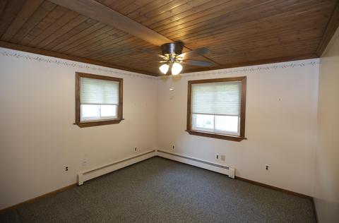 8461 Mott Dr, Jackson, MI 49201 photo 14