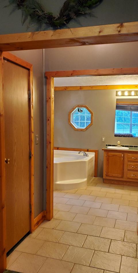 79041 Stapleton Rd, Decatur, MI 49045 photo 12