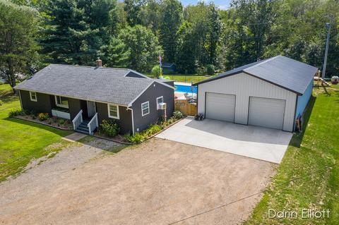310 Weeks Rd, Saranac, MI 48881 photo 2