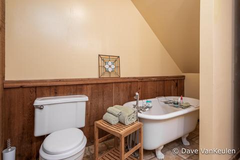 1266 Mccabe Ave NE, Ada, MI 49301 photo 18
