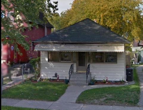 318 S Dwight St, Jackson, MI 49203 photo 1