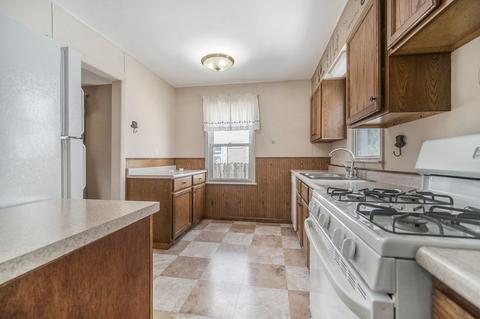 2314 Dover Ave, Jackson, MI 49202 photo 7