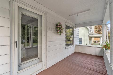 708 W High St, Jackson, MI 49203 photo 5
