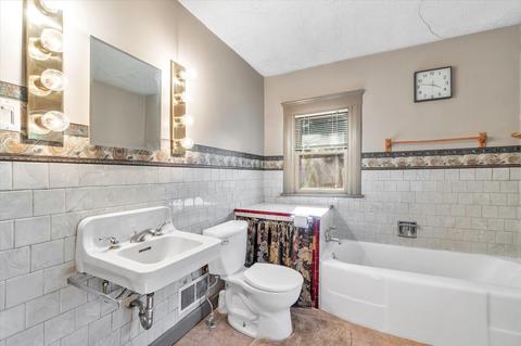 1240 Fourth St, Jackson, MI 49203 photo 31