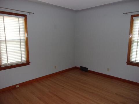 374 Eighth St, Manistee, MI 49660 photo 17
