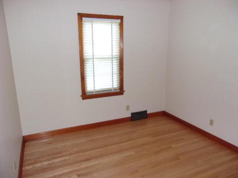 374 Eighth St, Manistee, MI 49660 photo 15