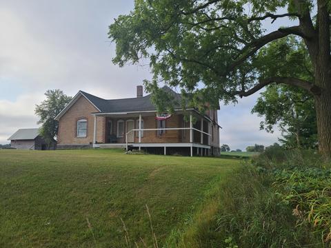 9901 W Buchanan Rd, Sumner, MI 48889 photo 3