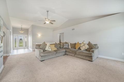 7000 Solitude Dr, Jackson, MI 49201 photo 5