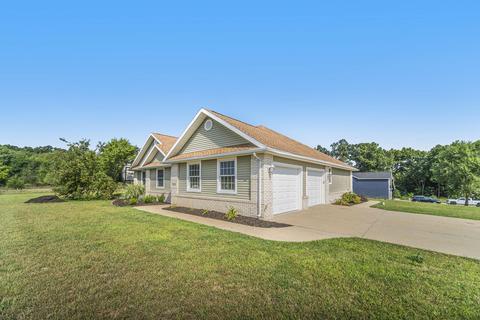 7000 Solitude Dr, Jackson, MI 49201 photo 2