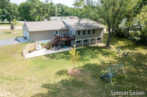 1235 S Bridge St, Belding, MI 48809 photo 44