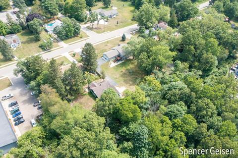 1235 S Bridge St, Belding, MI 48809 photo 35