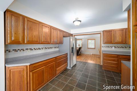 1235 S Bridge St, Belding, MI 48809 photo 17